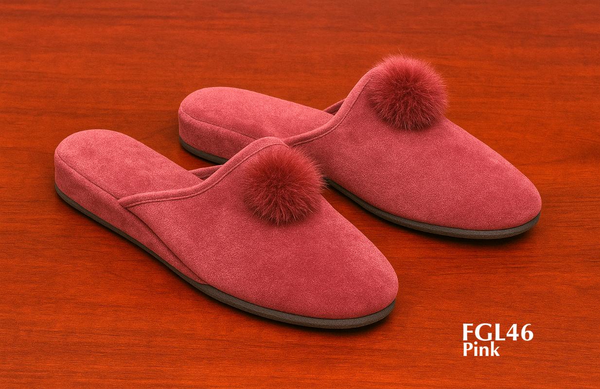 FGL46-pink-velvet-ladies-mules-pom=pom-pantoffeln