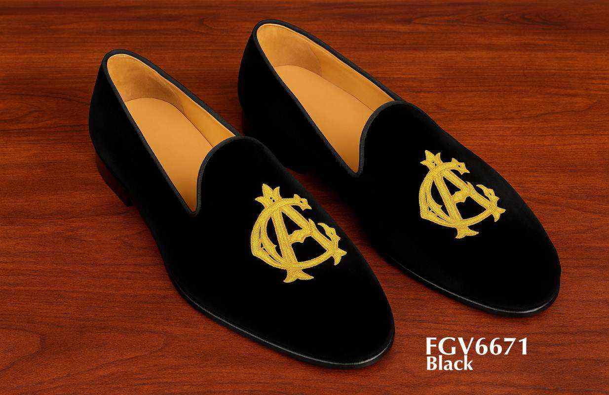fgv6671-gold-initials-velvet-slipper