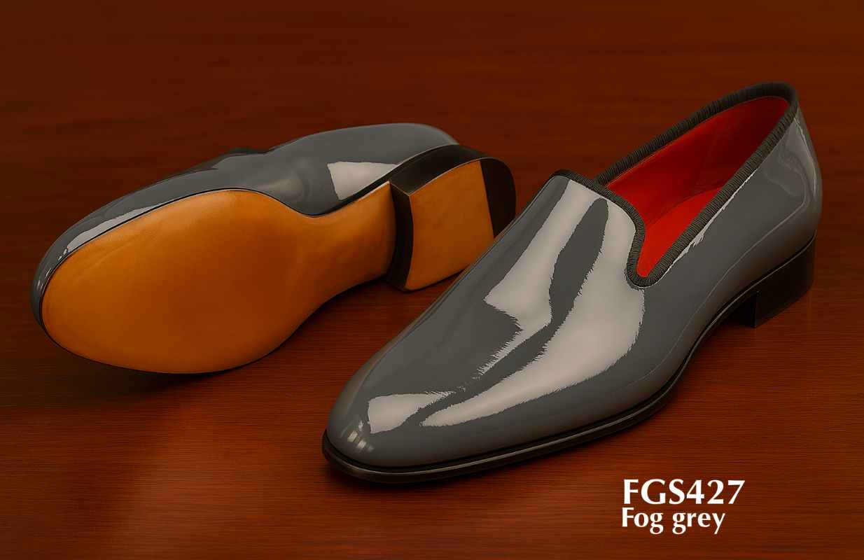 Gehe zur Seite für maßgeschneiderte Leder Loafer